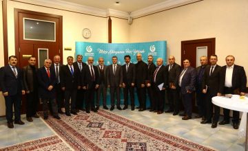 Azerbaycan’ın başkenti Bakü’de “Türk dünyası ve Hoca Ahmet Yesevi” konferansı düzenlendi
