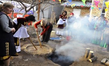 Kırgızlar’da yüz yıllardır Nevruz Bayramı geleneği sümölök